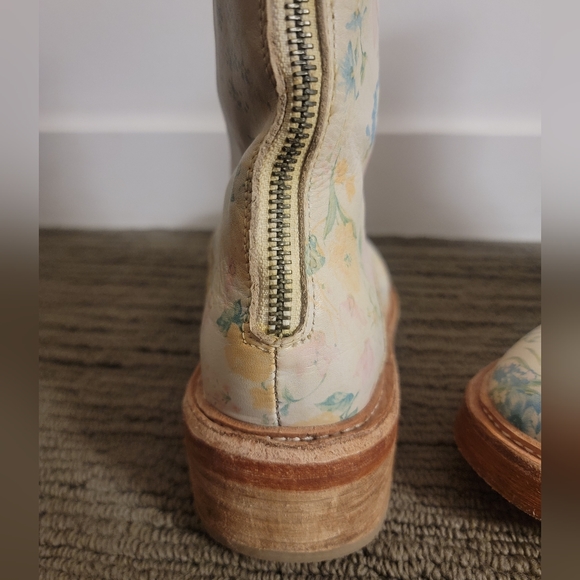 NWOB Free People Santa Fe Combat Boot in floral ecru - Picture 8 of 13